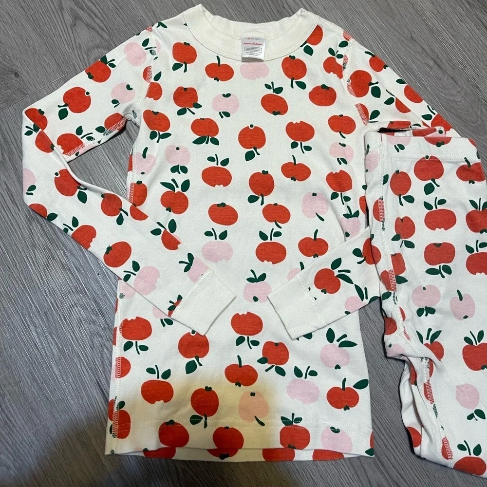 Hanna Andersson long John pajama set apples